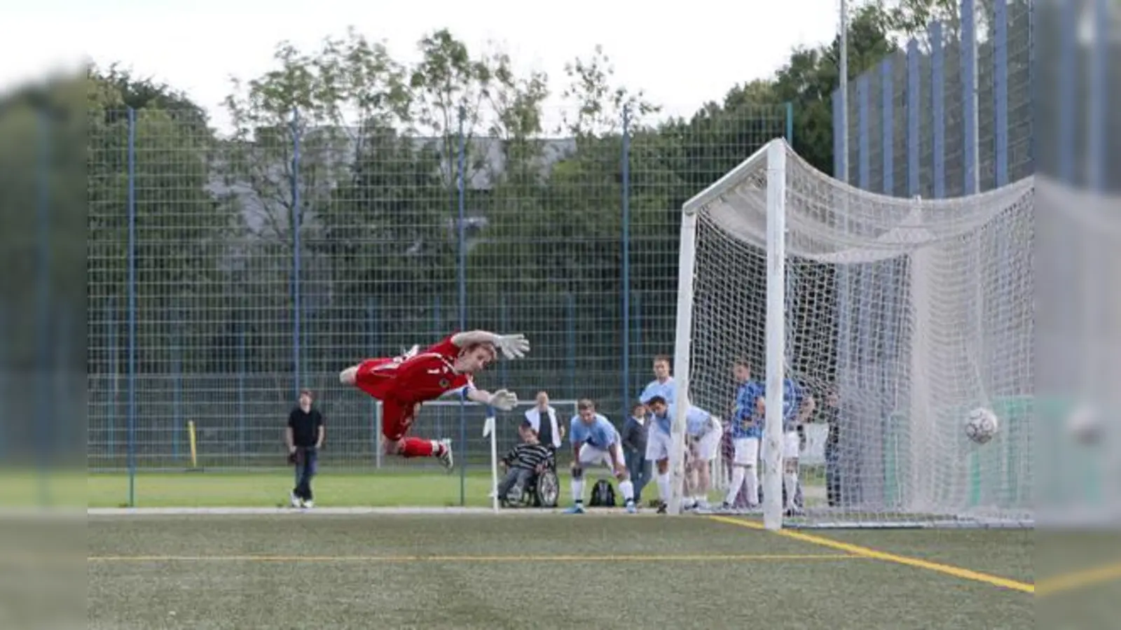 Das Elfmeter-Tor zum 1:2 leitete die Aufholjagd ein.  (Foto: A. Wild)