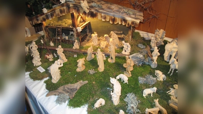Liebevoll zusammengestellte Weihnachtskrippen in einer Ausstellung vom 30. November bis 1. Dezember in Perlach zu sehen. (Foto: Festring Perlach)