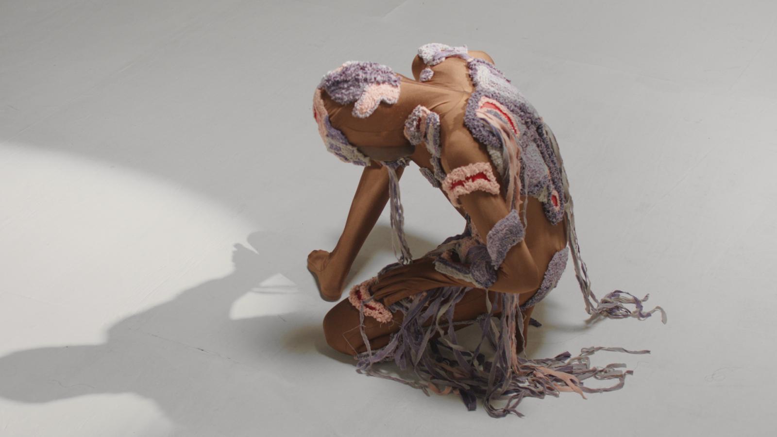 Kunstraum-zeigt-Skin-Bodies-der-K-nstlerin-Edith-Saldanha-vom-16-bis-25-Januar