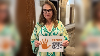 „Angesichts der steigenden Zahlen müssen wir Gewalt gegen Frauen noch viel stärker in den Fokus nehmen und auch auf kommunaler Ebene genau hinschauen, wo wir den Schutz der Frauen stärken können”, sagt CSU-Stadträtin Ulrike Grimm.<br> (Foto: CSU)