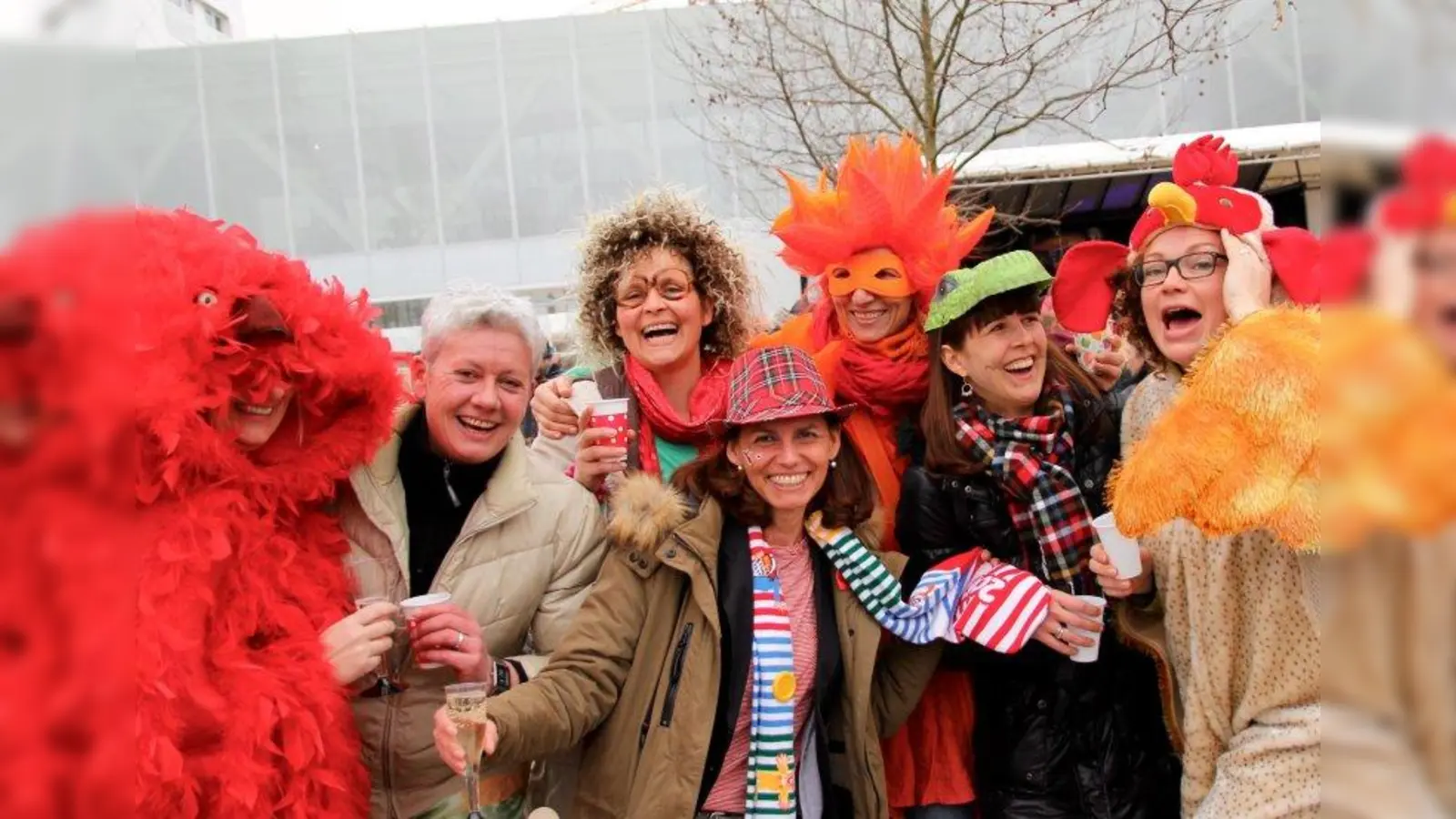 Am Faschingssonntag steigt wieder die große Faschingsparty der Pasinger Vereine. Von 12 bis 17 Uhr gibt es Shows mit Prinzenpaaren und Kindergarden, jede Menge Musik und Leckeres vom Grill und an der Bar. Für Stimmung ist gesorgt! (Foto: us)