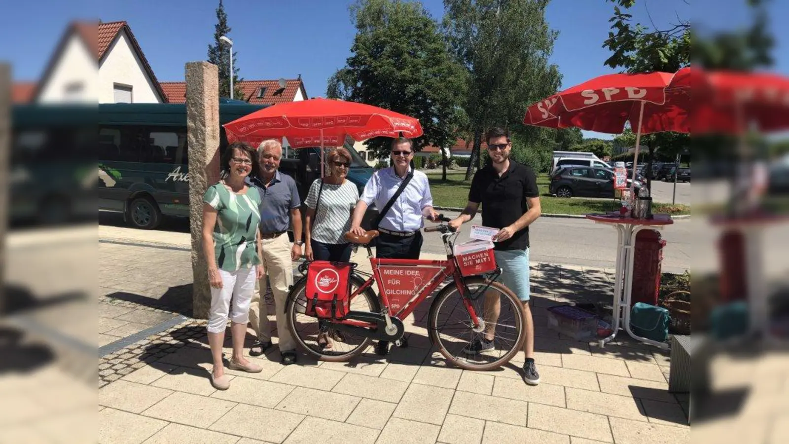 Wollen Gilchings Zukunft schöner gestalten: Gemeinderätin Karin Keil, Wolfgang König (Mitglied Projektteam Zukunft Gilching), Gemeinderätin Eva Hackstein, Bürgermeister Manfred Walter und Christian Winklmeier (von links). (Foto: SPD-Ortsverein)