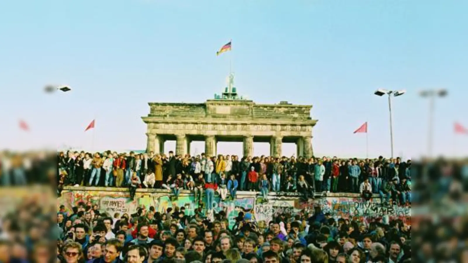 Das offizielle Bild der 10. Thementage: Ein historischer Moment und ein großer Augenblick für die Freiheit - der Mauerfall.vor 20 Jahren. (Foto: pi)