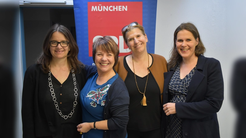 Beim Sporttreff "am Start" (v.l.n.r.): Kathrin Abele, Diana Stachowitz, Julia Schönfeld-Knor und Verena Dietl. (Foto: Daniel Mielcarek)