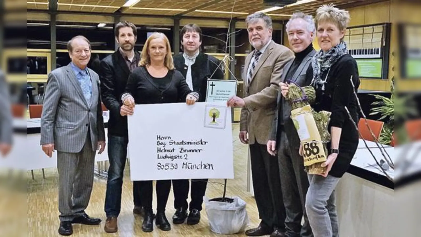 2299 Unterschriften gegen Baumfällungen in Neubiberg (Foto: red)