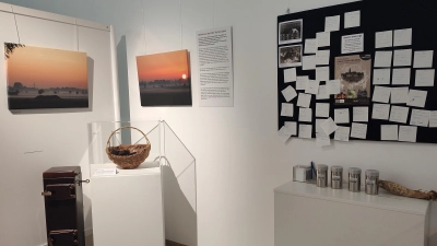In der Sonderausstellung lädt das Schlossmuseum Ismaning zu einer Zeitreise via Geruchssinn ein. (Foto: D. Maurer)