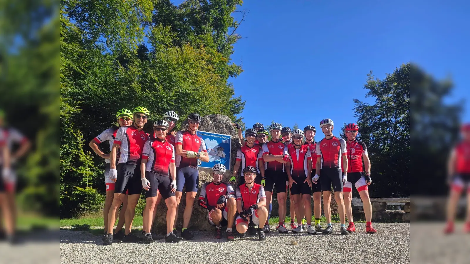 Die Soli Dachau Rennradabteilung radelte zum Saisonabschluss im Altmühltal. (Foto: privat)