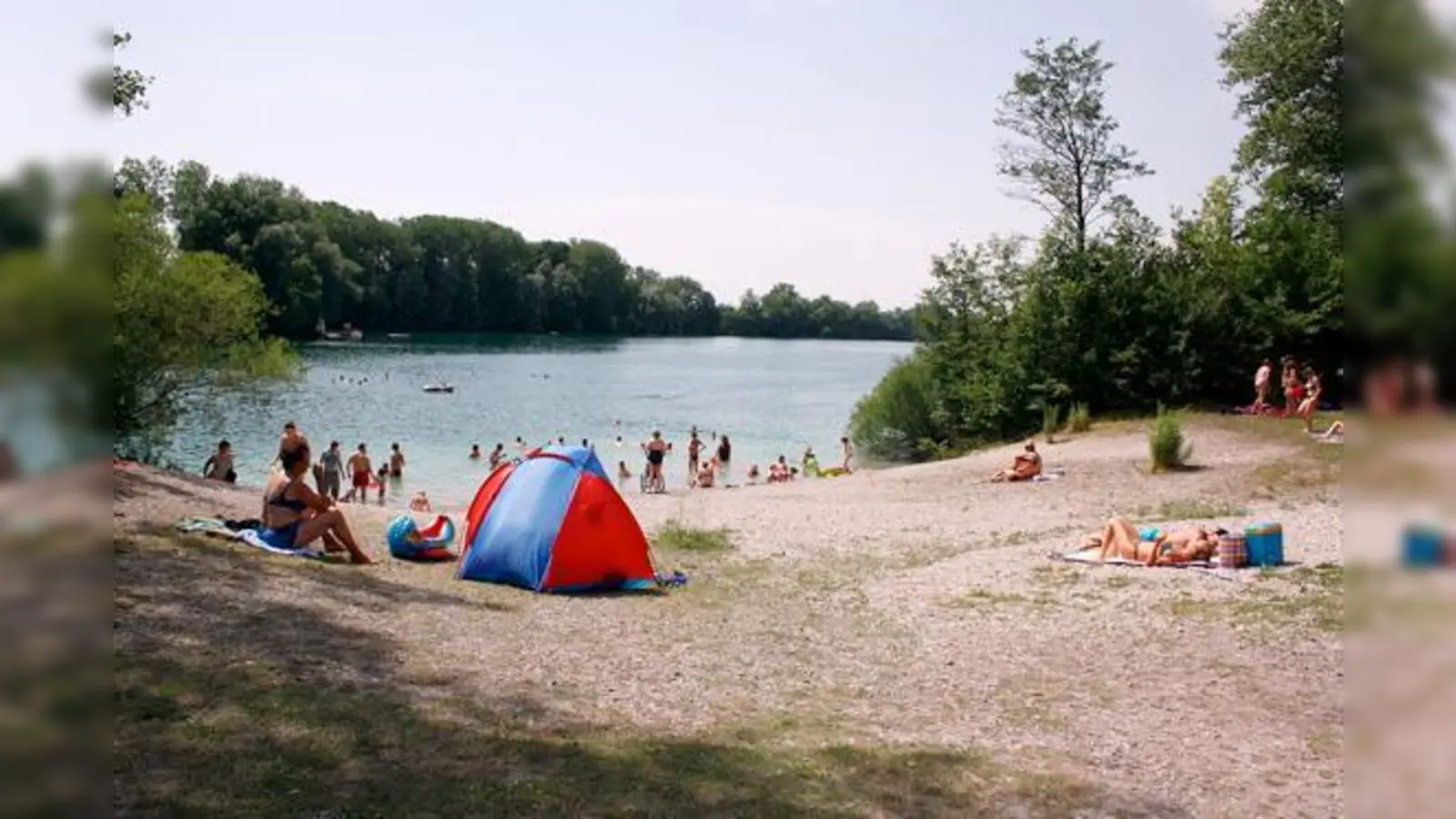 Der Langwieder See ist im Sommer beliebtes Ausflugsziel der Münchner.	 (Foto: Usien, CC-BY-SA 3.0)