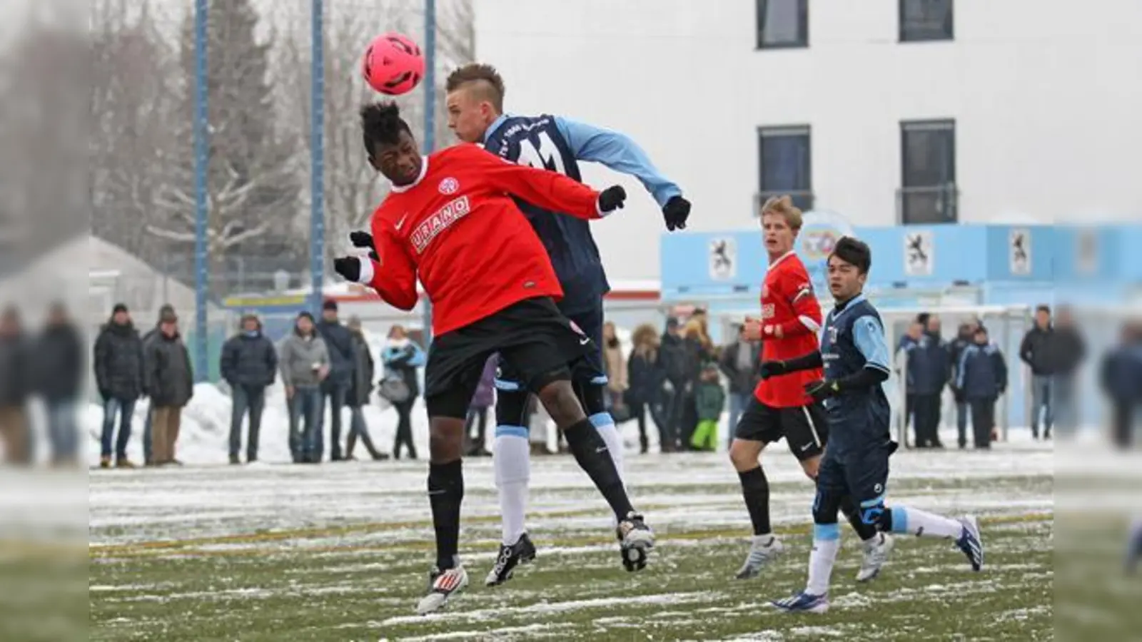 Sport am Sonntag: Junglöwen am Trainingsgelände.  (Foto: A. Wild)
