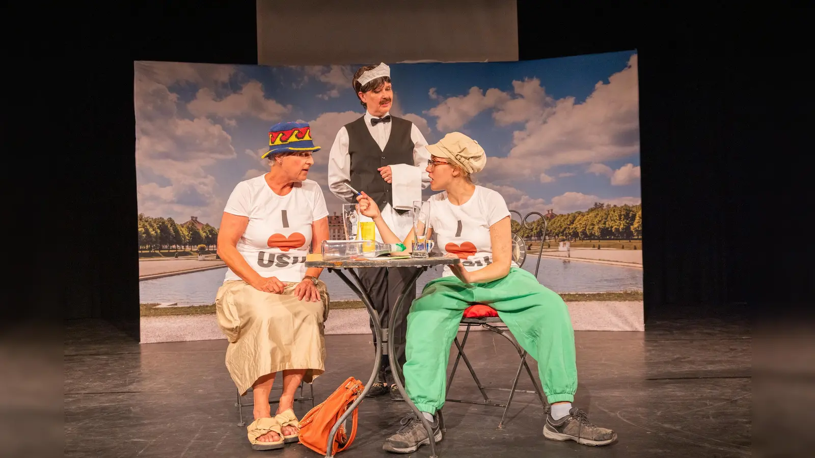 Noch probt die Bürgerbühne Unterschleißheim für „Träum weiter, USH“, das am 4. und 5. Oktober gezeigt wird. (Foto: Andreas Prott)