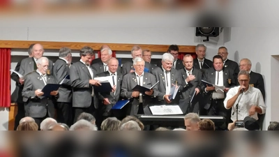 Der Männergesangsverein Liederkranz freut sich über weitere Mitsänger in seiner Runde.  (Foto: Liederkranz)