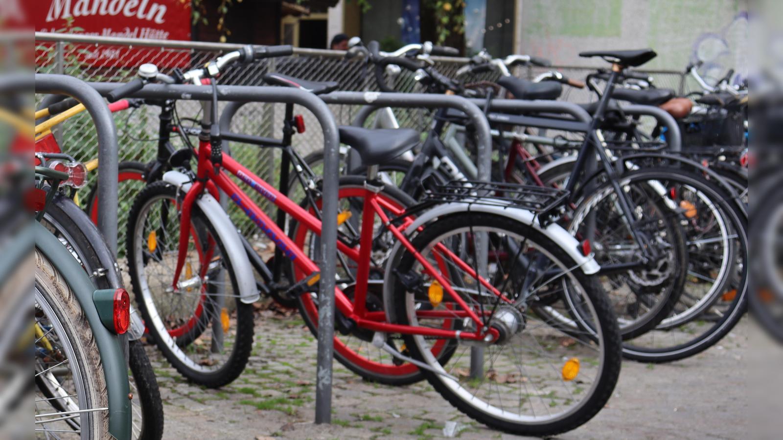 Radldult-mit-Flohmarkt-am-14-Juni