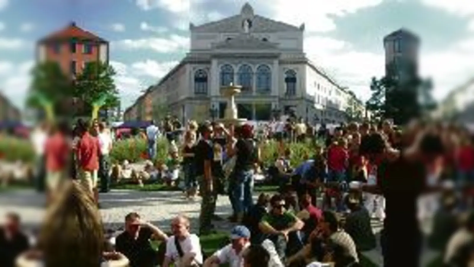 Beliebtes Traditionsfest vor schöner Kulisse: Das Gärtnerplatzfest.	 (Foto: VA)