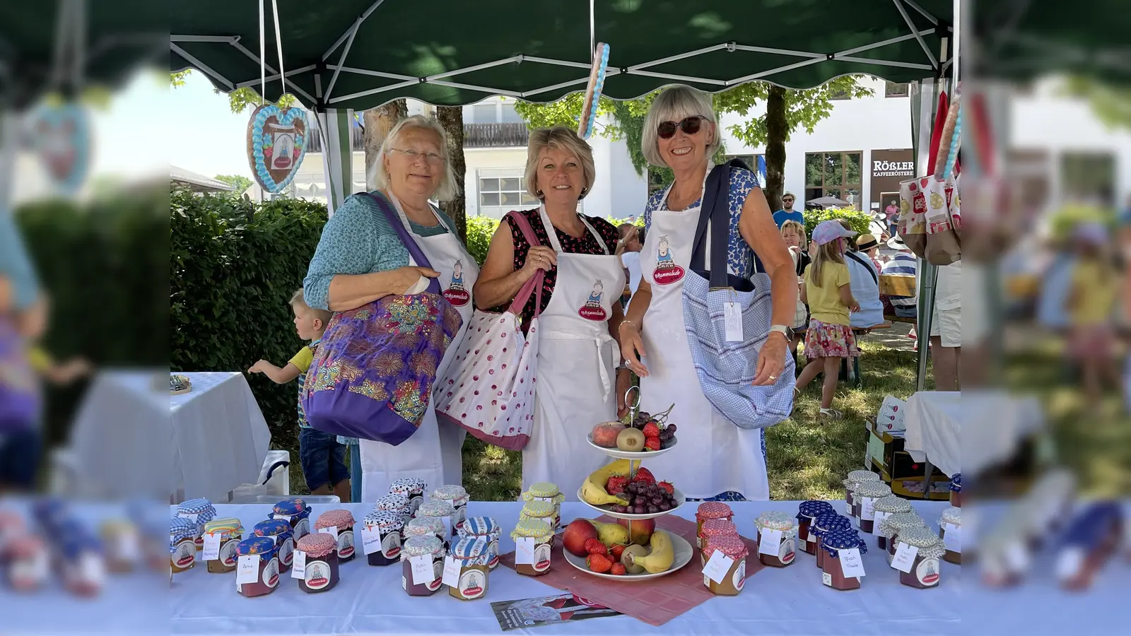 Helene Nestler und ihr Team verkaufen wieder köstliche Mammalade für den guten Zweck. (Foto: hw)