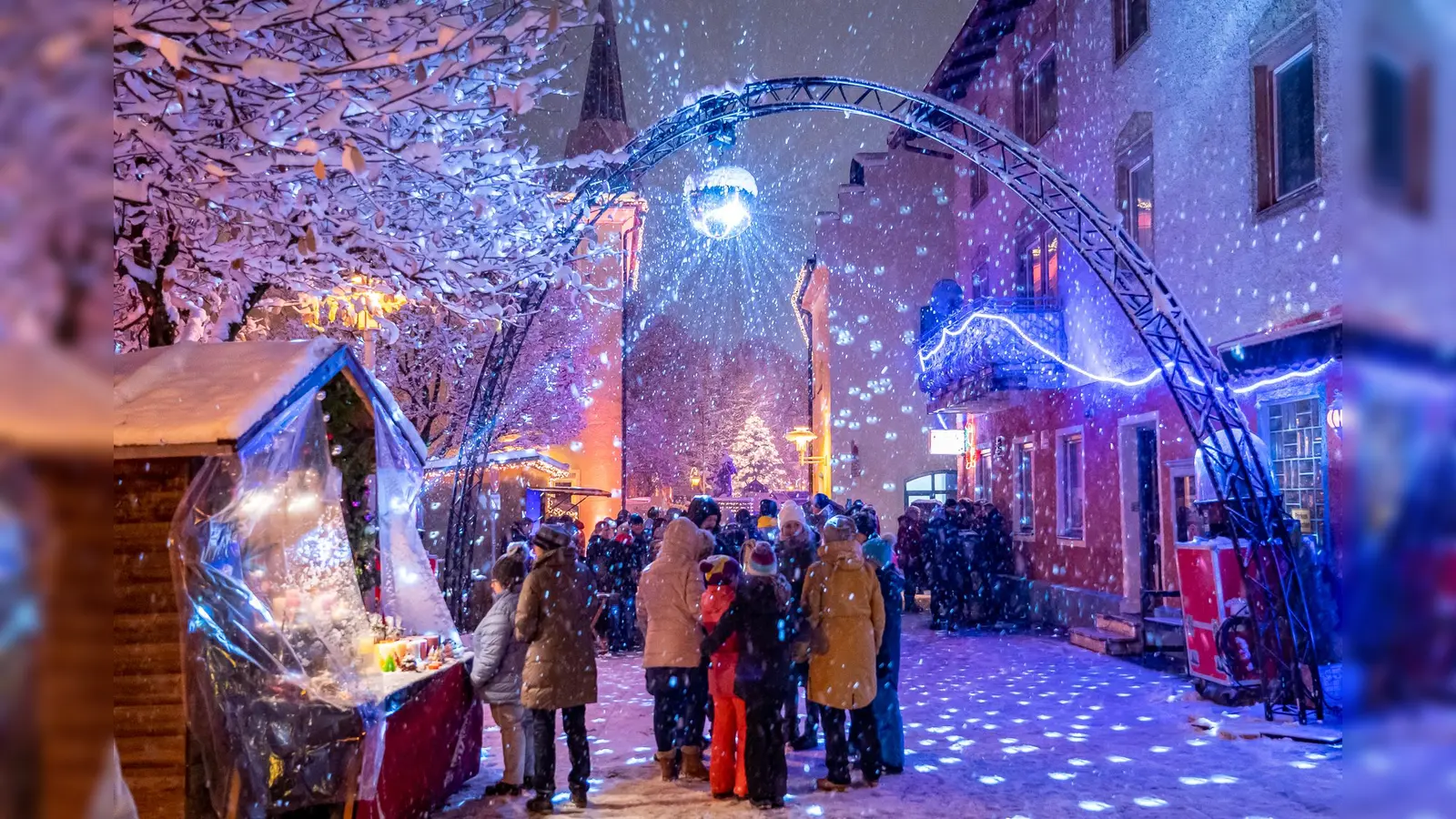 Am 3. Adventswochenende findet wieder der Holzkirchner WinterZauber am Marktplatz und Herdergarten statt.  (Foto: MKF_MaxKalup)