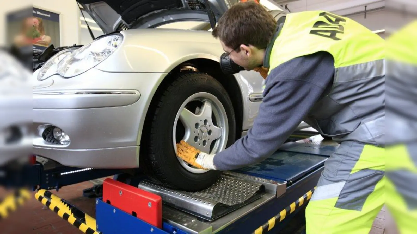 Hält der Gebrauchte, was er verspricht? Aufschluss gibt ein Check im ADAC Prüfzentrum München. (Foto: Frommann/ADAC)