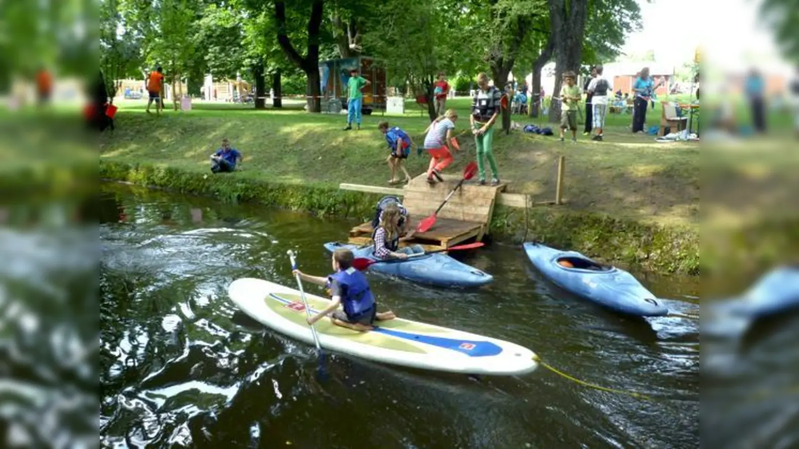 Auch zu Wasser konnten sich die Mini-Münchner dieses Jahr bewegen.  (Foto: qs)