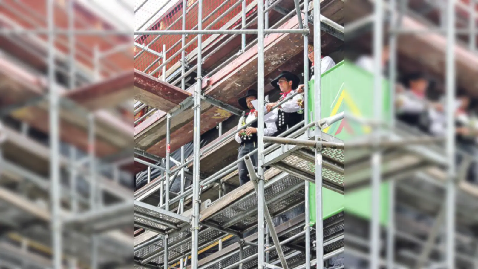 Traditionelle Segenswünsche zum Richtfest.	 (Foto: mu)