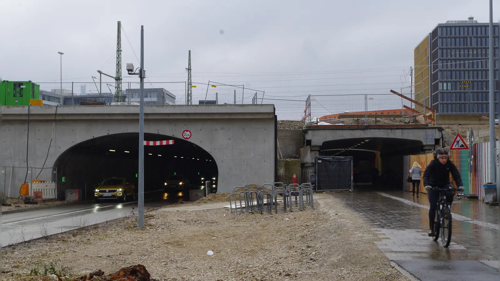 Bürgerversammlung wie auch Bezirksausschuss aus Neuhausen-Nymphenburg fordern einen Bürgerdialog zur Gestaltung des Nordportals des Laimer Tunnels. Bislang gab es auf diesen Vorschlag keine Rückmeldung aus dem Rathaus. (Foto: Beatrix Köber)