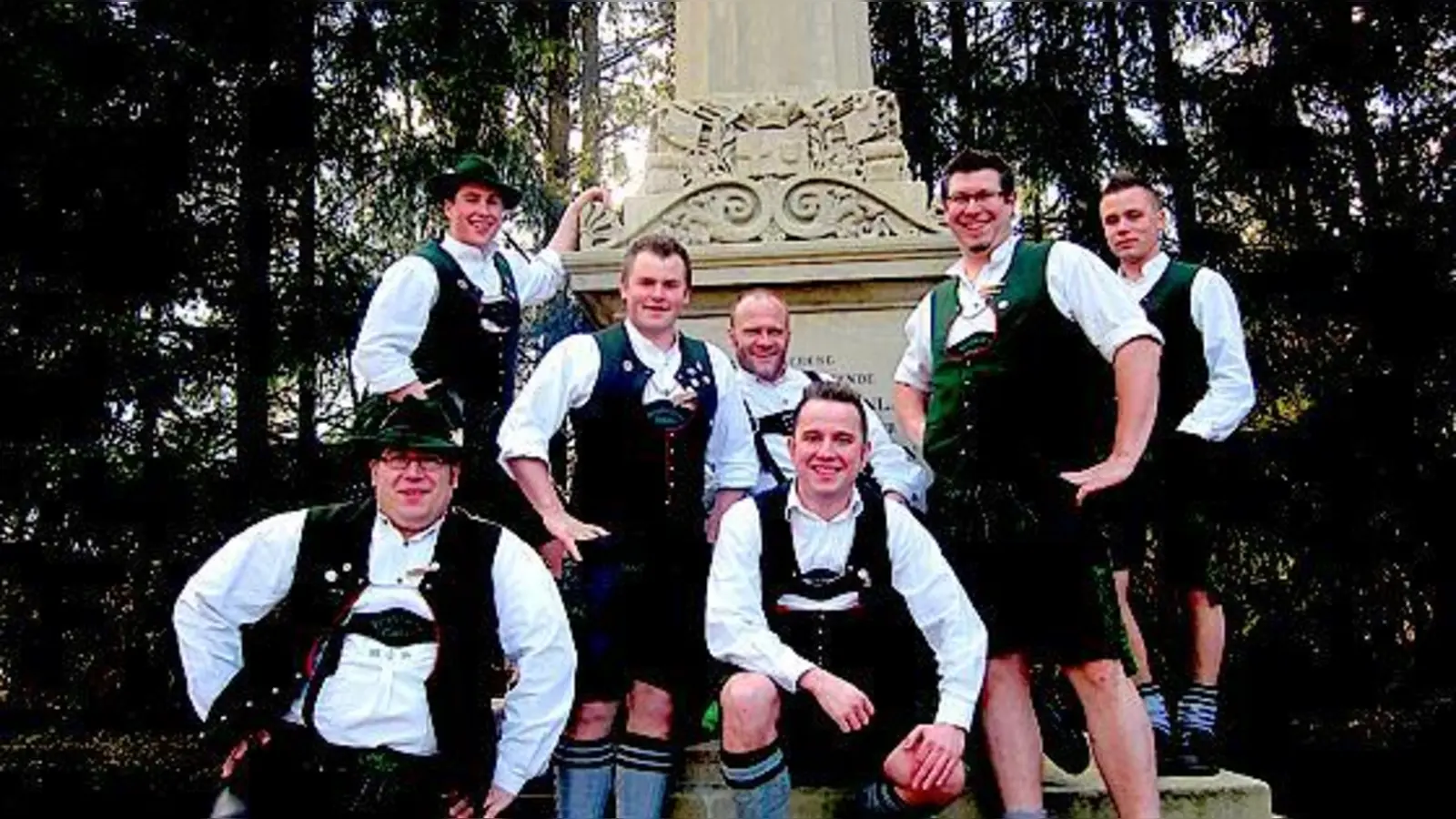 Die neue Vorstandschaft (v. l.): Michael Hawliczek, Thomas Hergott, Tobias Walter, Manuel Aulenbach, Oliver Blank, Andreas Vranjkovic und Thomas Fiegert.	 (Foto: privat)