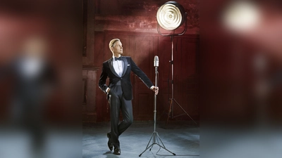 Max Raabe. (Foto: Gregor Hohenberg)