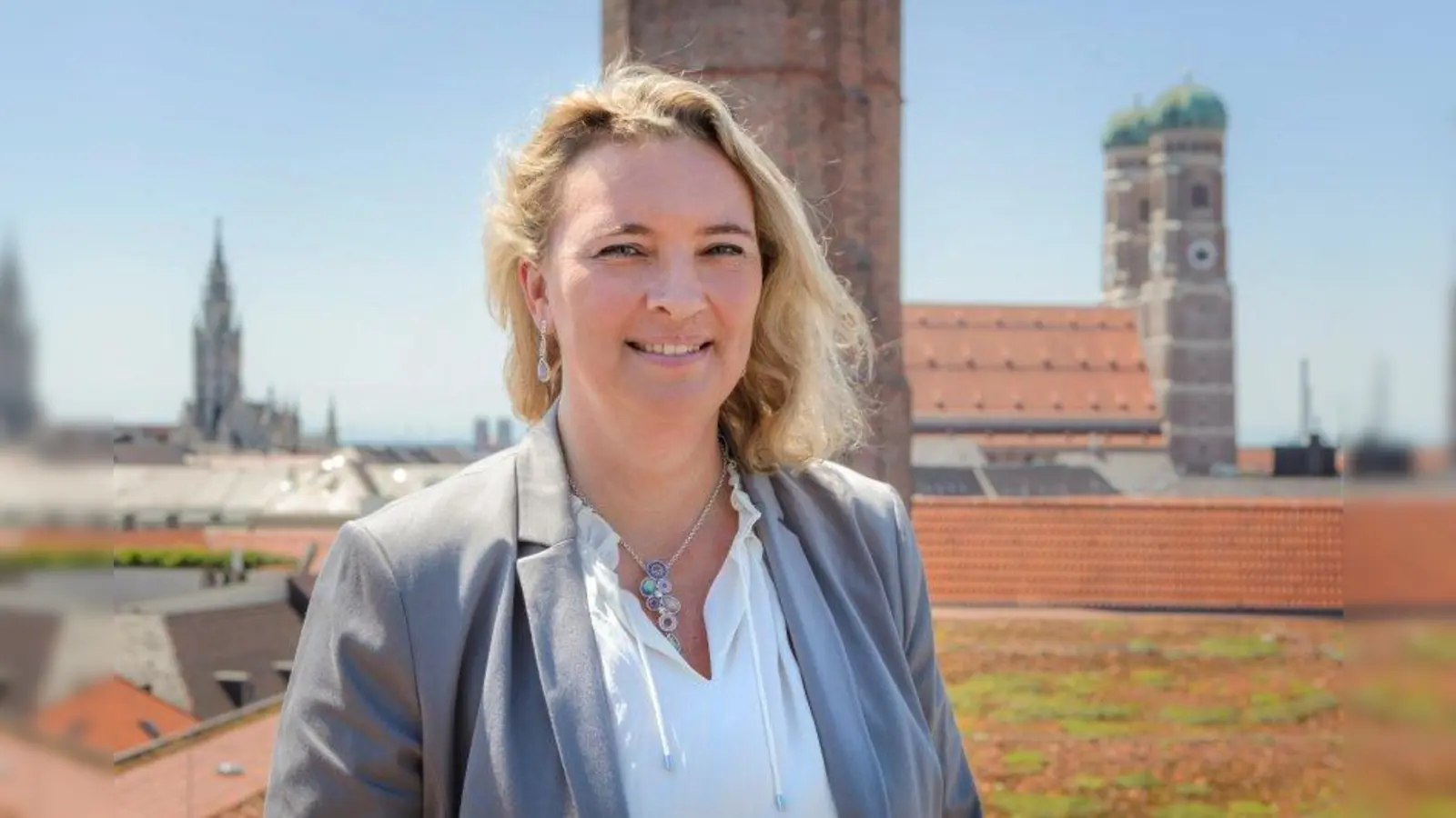 Kerstin Schreyer ist Bayerns Staatsministerin für Familie, Arbeit und Soziales. (Foto: PLAN-BILD Fotografie & Film)