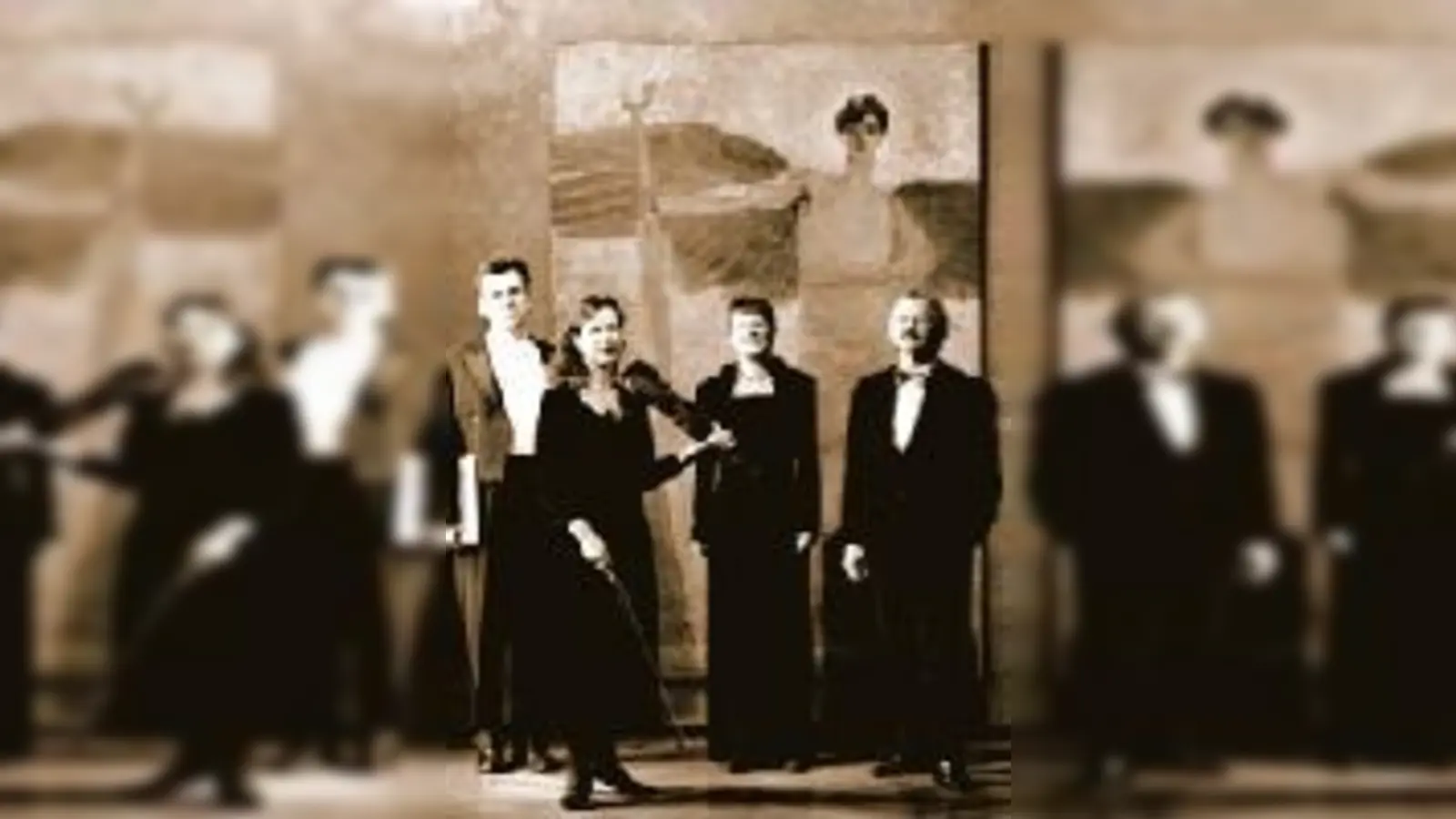 Arm mit Stil  das Verhältnis der Schwabinger Künstlerszene um 1900 beleuchtet die musikalische Lesung »Geld und Bohéme«.  (Foto: Andreas Fischer)