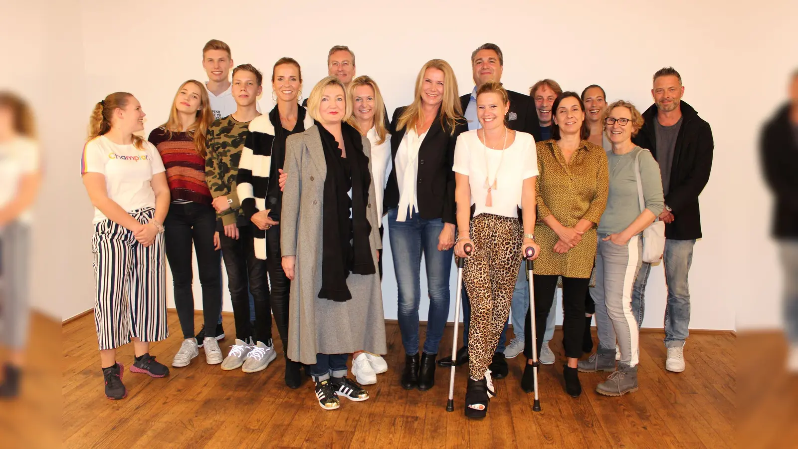 Wir sind BIG: Claudia Hoffmann (Vorsitzende), links daneben: Patrica Bühn-Schäfer (Schriftführerin), rechts daneben: Madleine Heck (stellv. Vorsitzende), dahinter: Joachim Tewes (stellv. Vorsitzender), nicht im Bild: Annette Boguschewski (Kassenwartin). (Foto: VA)