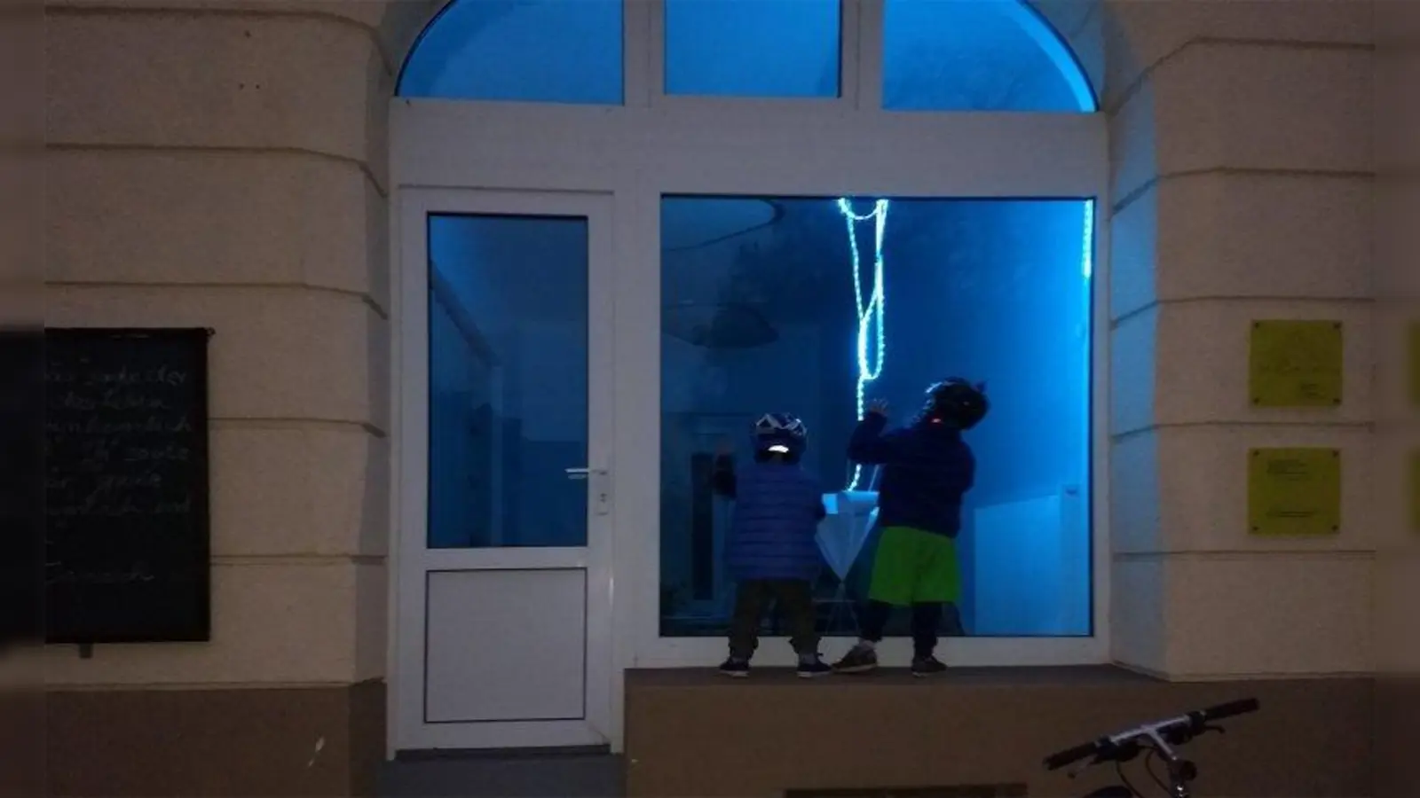 Die Initiative „laim_up“ hat in der Guido-Schneble-Straße 24 einen Laden, wo Bürgerprojekte stattfinden sollen. Da dieser derzeit geschlossen bleibt, startet die Initiative ein Dokumentationsprojekt und ruft die Laimer dafür zum Mitmachen auf. (Foto: laim_up/ Sophie J. Kaiser)