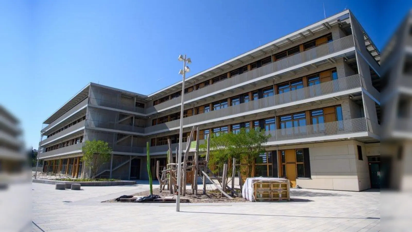 Sechszügig konzipiert: das neue Schulhaus der Marieluise-Fleißer-Realschule an der Aschauer Straße 9. (Foto: Referat für Bildung und Sport/ Sebastian Widmann)