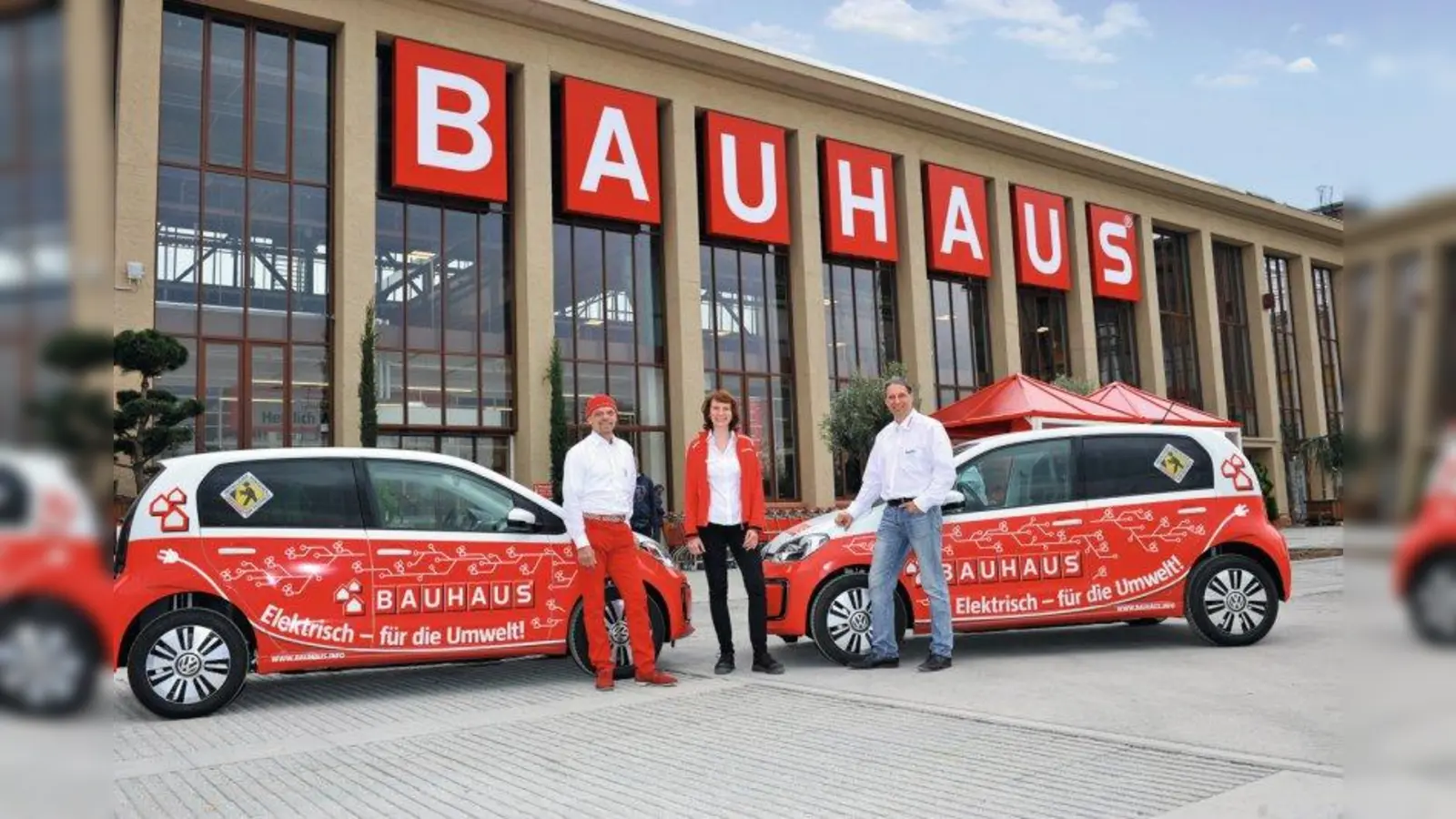 Mit einem Stromverbrauch von 11,7 kWh auf 100 Kilometer und einer Reichweite von 160 Kilometern ist der e-up! die ideale und umweltfreundliche Lösung für die zumeist kurzen Strecken, die die Handwerkskoordinatoren vom Montageservice, die Raumgestalterin und die Handwerkskoordinatoren von der BÄDERWELT in München und Umgebung zurücklegen. (Foto: BAUHAUS)