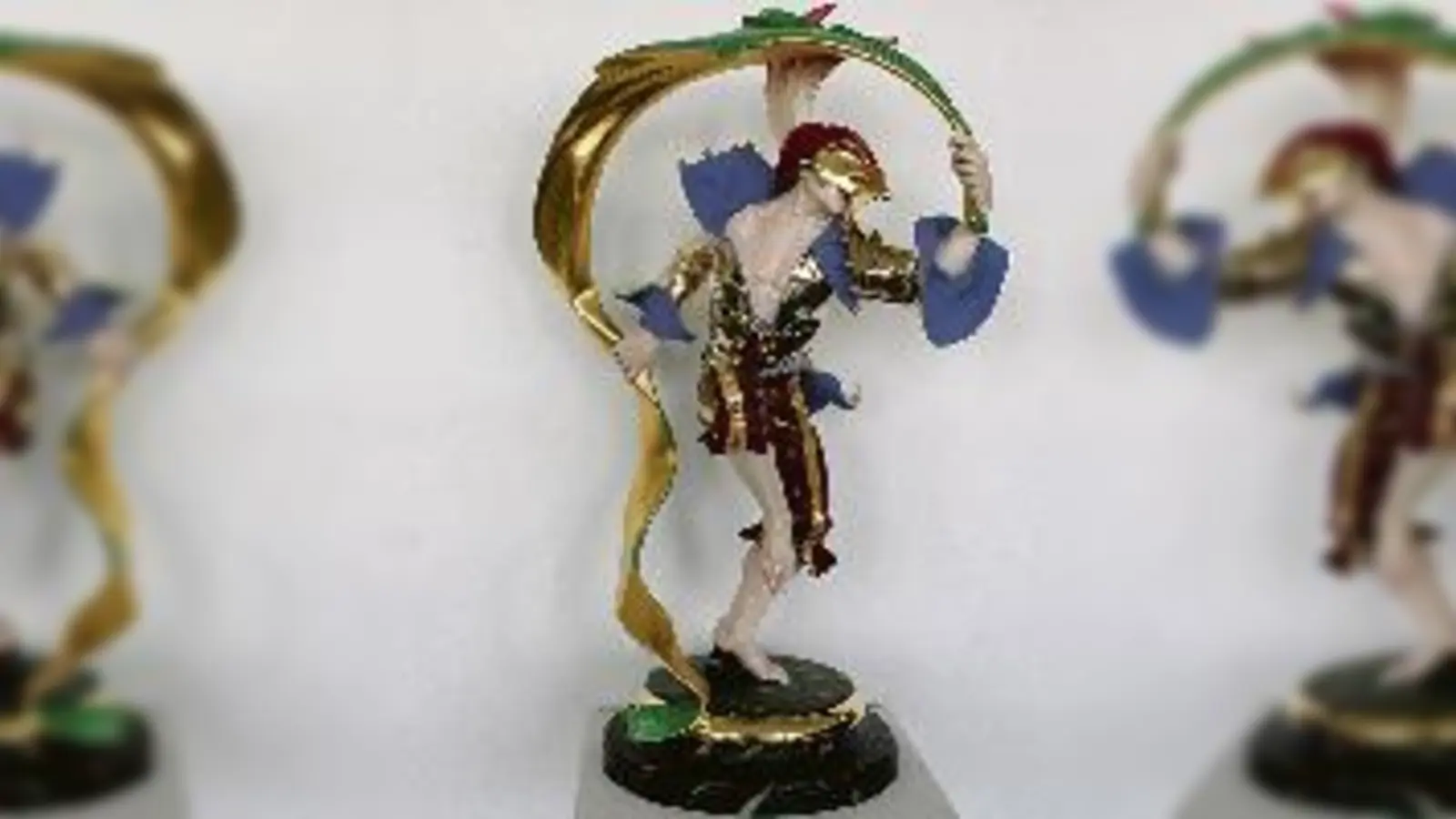 Meisterstück des Handwerksnachwuchses: Comedia dell arte-Tänzer. 	 (Foto: VA)