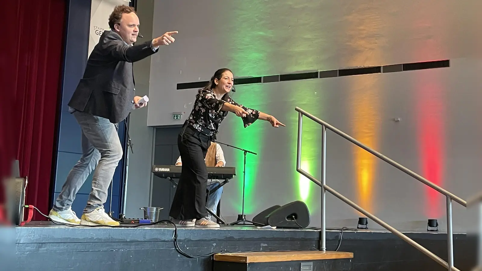 Improtheater und Häppchen - die Ehrenamtlichen standen an diesem Tag im Mittelpunkt. (Foto: pst)