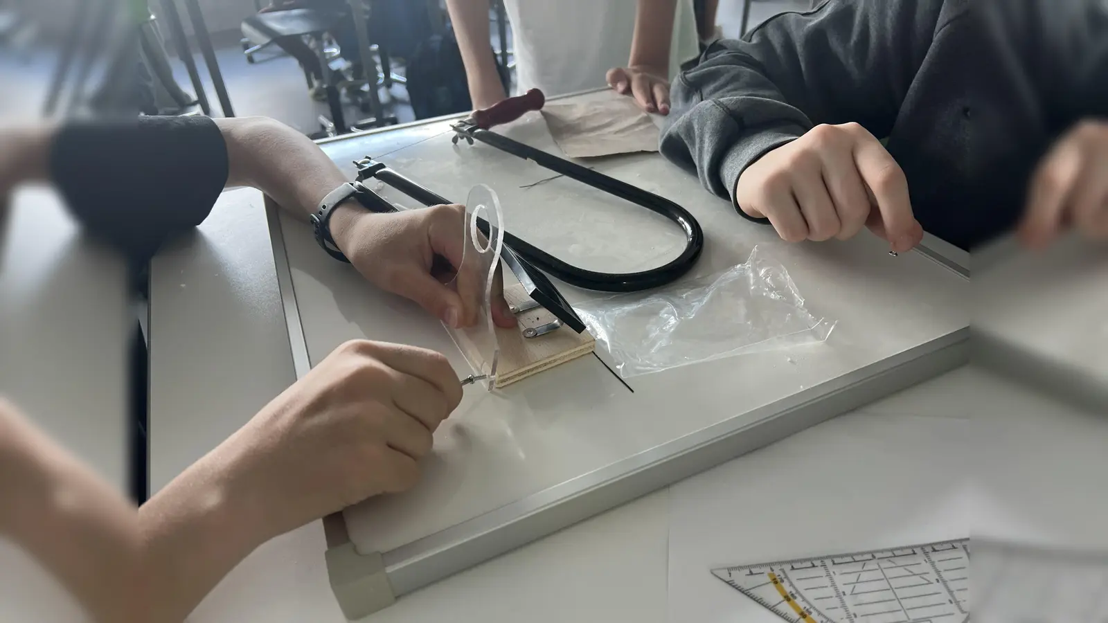In den Projektklassen werden die Freude am Forschen und Experimentieren gefördert. (Foto: Karolin Dautermann)