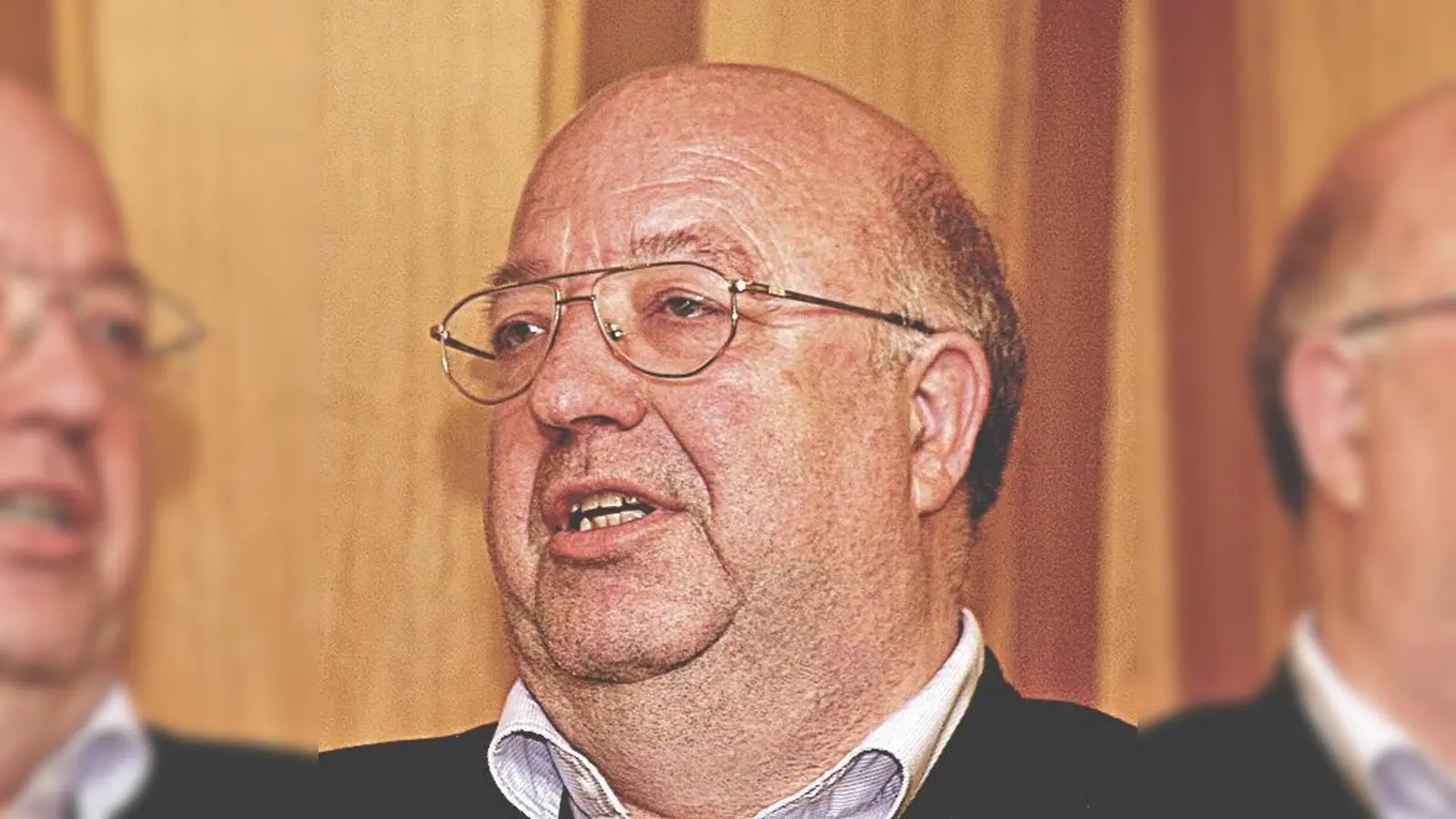 Wenn der Bürger das nicht will, dann wird das nicht  gemacht, verspricht Langenpreisings Bürgermeister  Peter Deimel. 	 (Foto: sy)