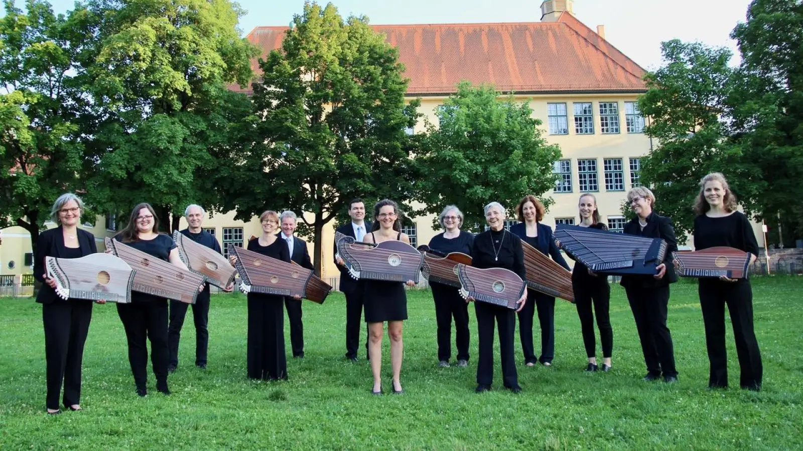 Das Zitherorchester München-Pasing. (Foto: Ulrike Seiffert)