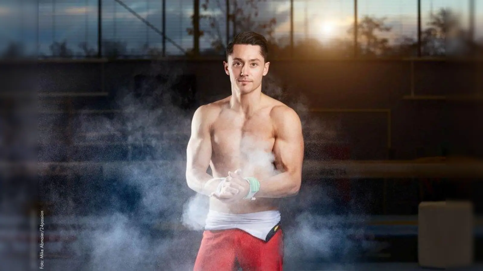 Andreas Toba zeigt auf dem Feuerwerk der Turnkunst sein Können an Pauschenpferd, Reck und Barren. (Foto: Feuerwerk der Turnkunst)