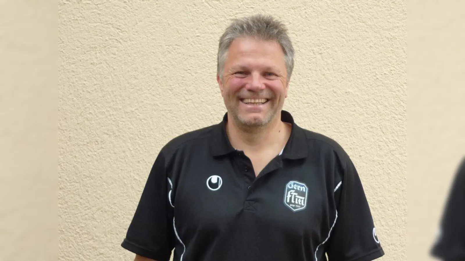 Michael Franke lädt im Namen der FT Gern alle Fußballbegeisterten zum Fußballfest und Public Viewing am 17. Juni auf dem Vereinsgelände an der Hanebergstraße ein. (Foto: privat)