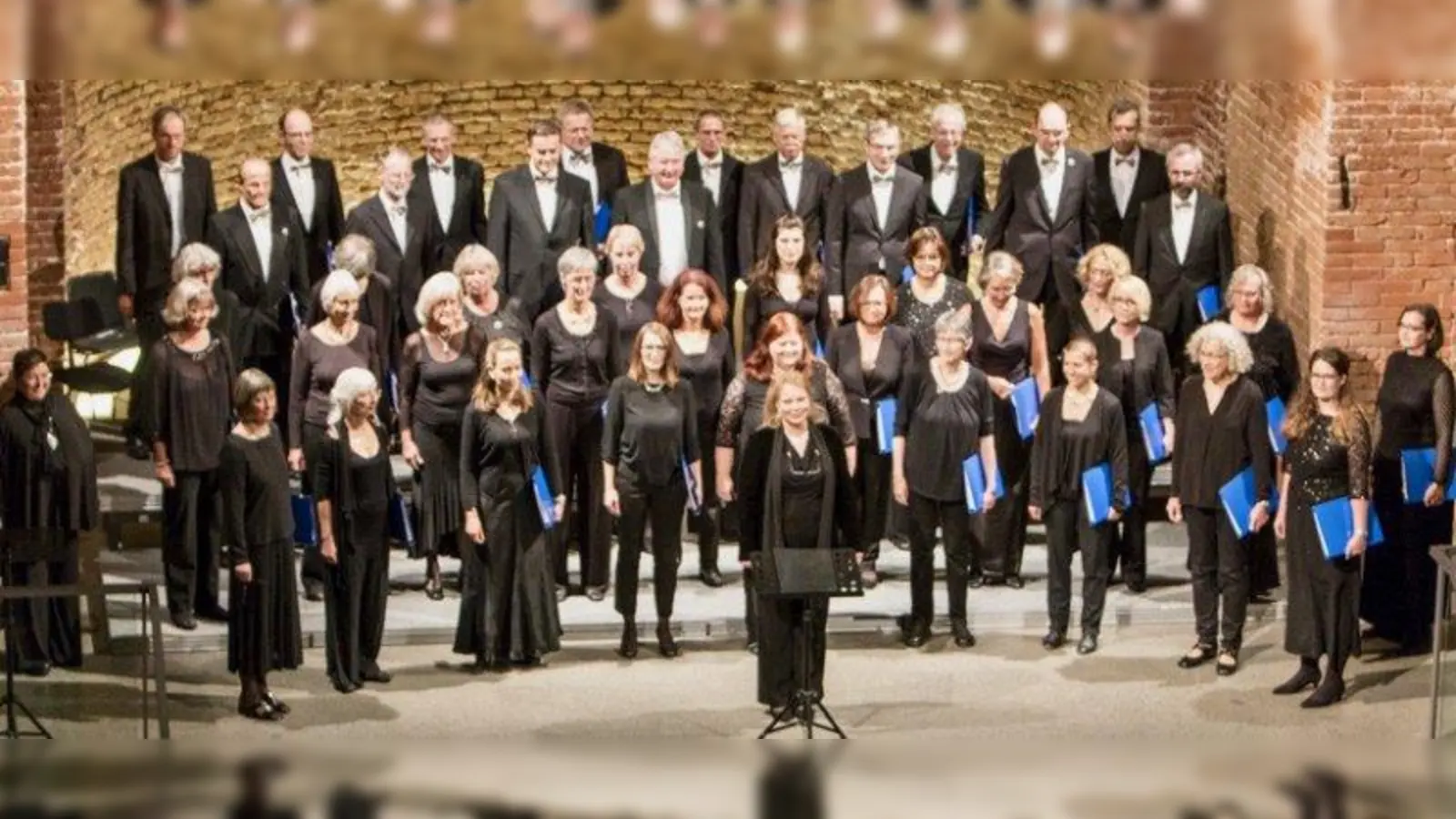 Der Pasinger Madrigalchor unter der Leitung von Corinna Rösel begeistert seit 25 Jahren sein Publikum. Nun wird gefeiert - mit zwei außergewöhnlichen Jubiläumskonzerten. (Foto: Madrigalchor)