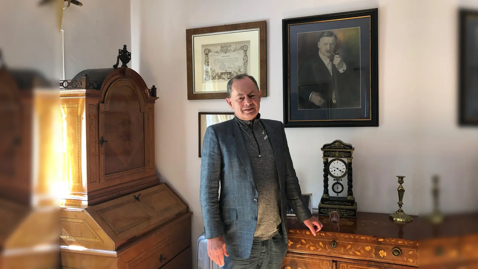 Der Vorsitzende der Alexander-Glasunow-Stiftung, Nikolai Worontsow, freut sich über Interessenten an der Arbeit des berühmten russischen Komponisten.  (Foto: hw)