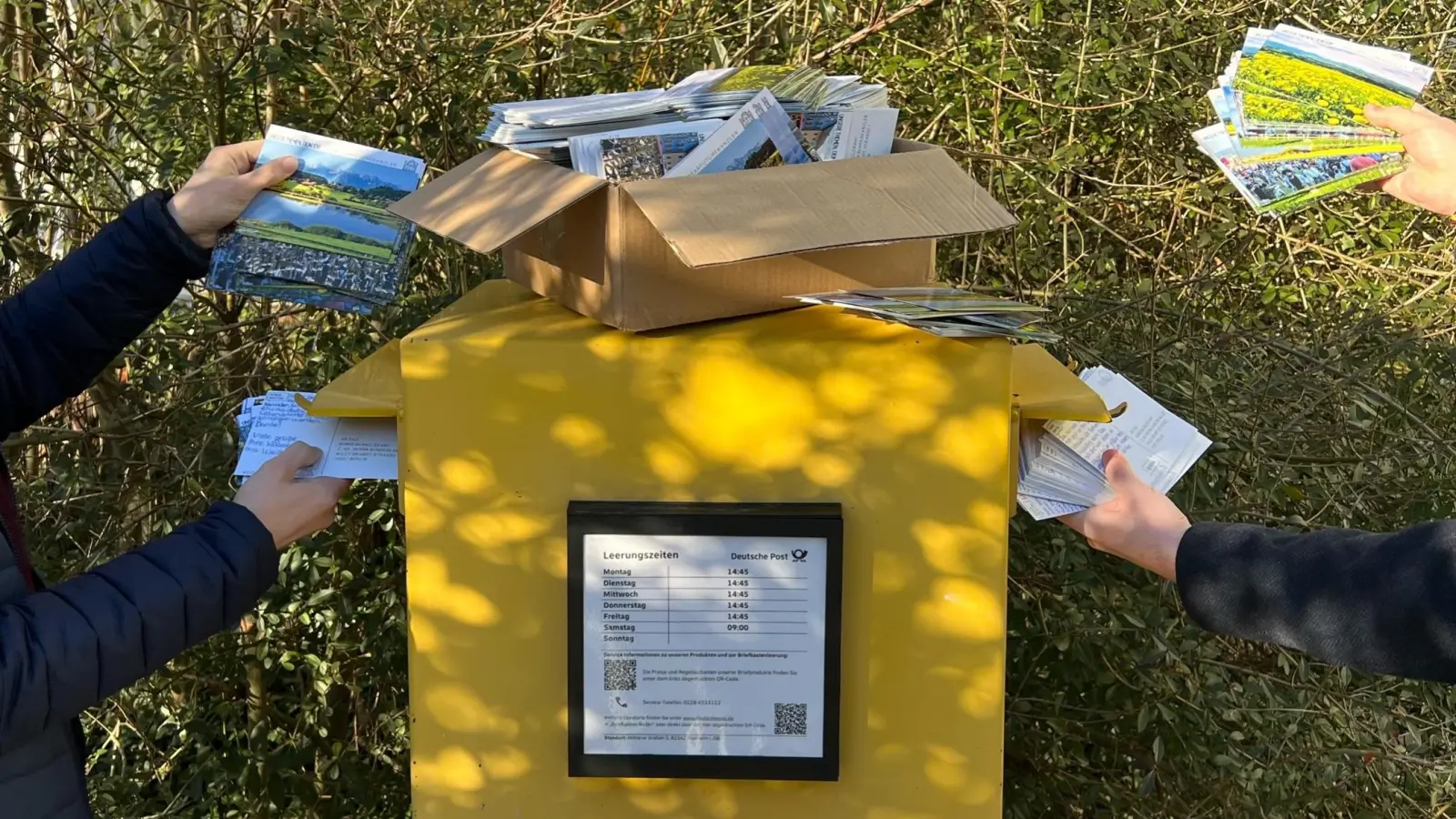 Ab die Post nach Berlin: 1.500 junge Leute haben ihre Wünsche an die Politik geäußert und ans Kanzleramt geschrieben. (Foto: Landratsamt)