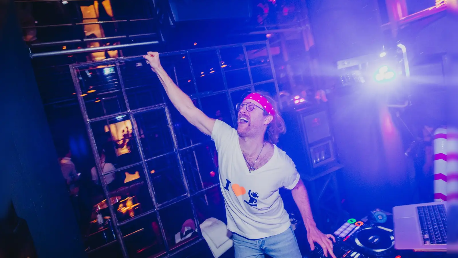 Fette Beats mit DJ Maxx in der Stadthalle Moosburg. (Foto: Markus John)