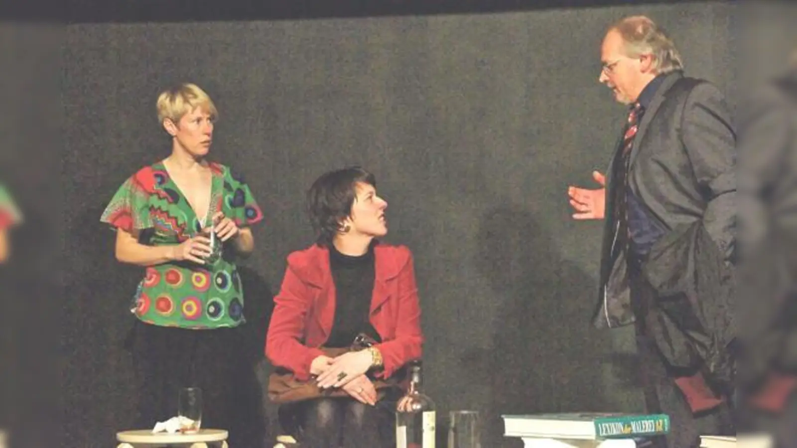 Das Ensemble SpielsPUR zeigt eines der erfolgreichsten Stücke der letzten Jahre in Holzkirchen.	 (Foto: VA)