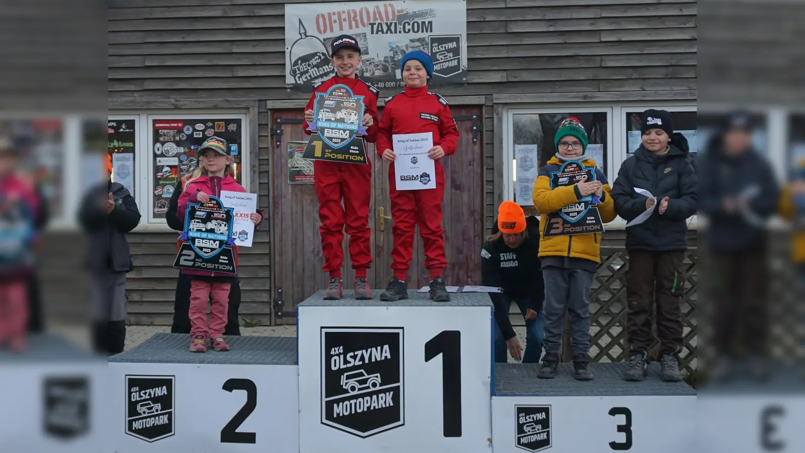 Sophie sicherte sich am Ende den 2. Platz, obwohl ihr Fahrzeug einmal umkippte.<br> (Foto: Mathias Mooz)