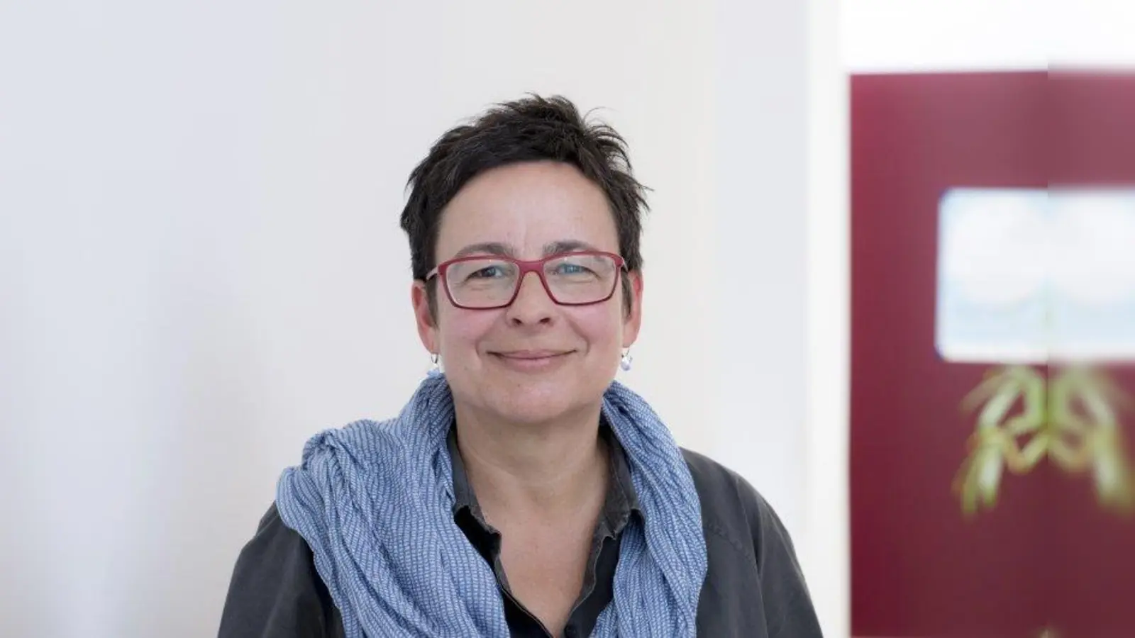 Cornelia Zangl, Erzieherin und Sozialpädagogin, leitet seit achteinhalb Jahren das Haus Agnes des Sozialdienstes katholischer Frauen. (Foto: SkF/Jan Roeder)