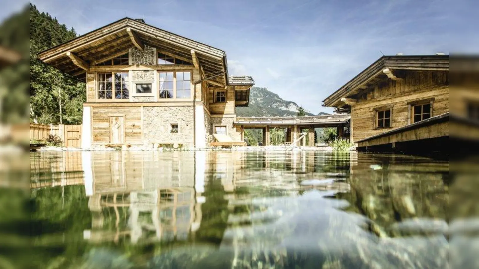 1800 qm Spa &amp; Wellness mit neuer Wellness-Alm: Das Kristall ist ein Juwel im Wanderparadies Karwendel! (Foto: pi)