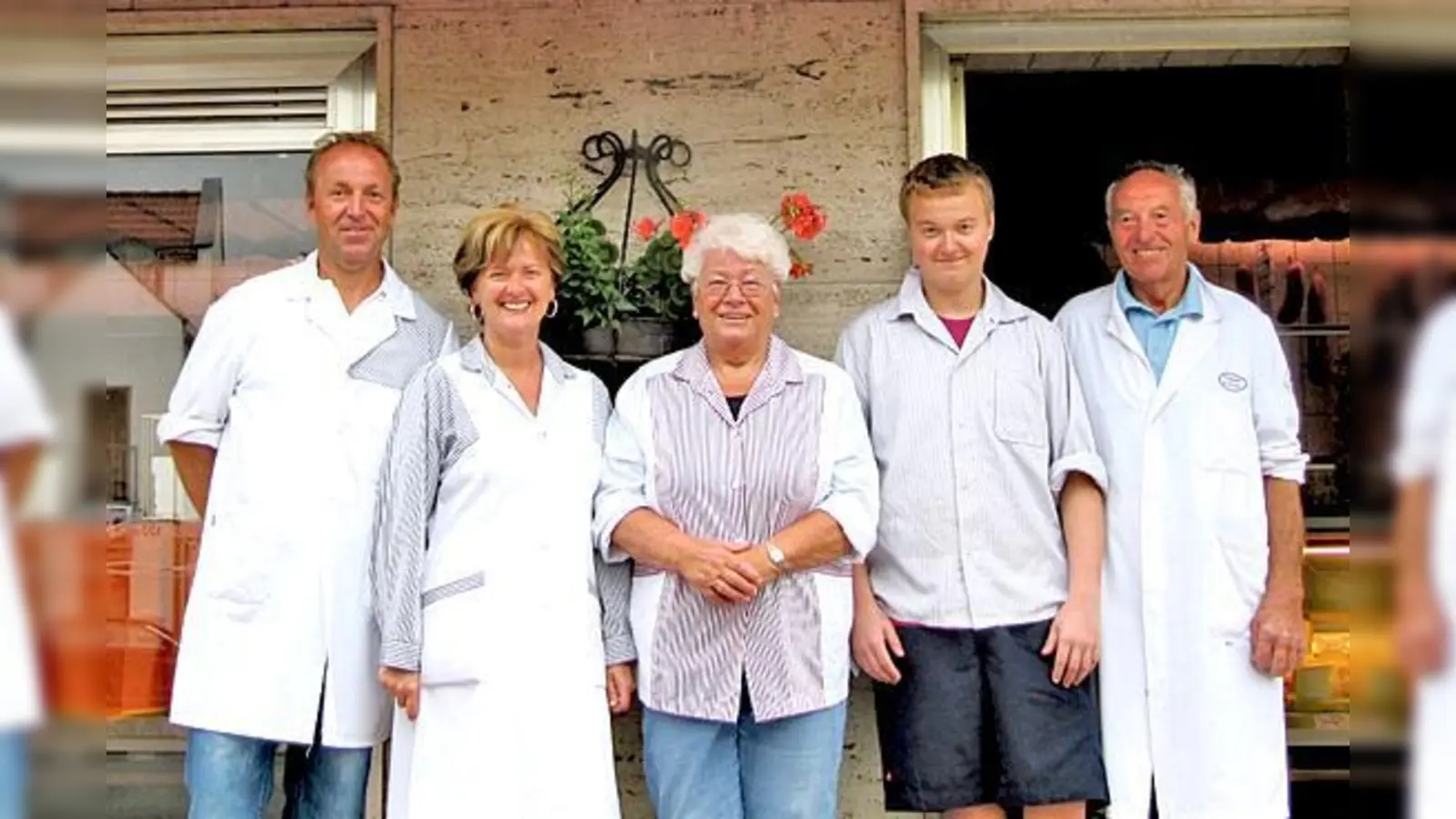 Drei Generationen unter einem  (Foto: Albert, Martina, Irmgard, Alexander und Albert Priller sen.)