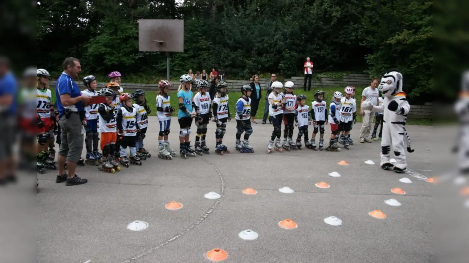 In den Oster- und Pfingstferien bietet der WSV München auf der Theresienwiese im Rahmen des Ferienpasses wieder Inlinekurse für Kinder und Jugendliche von fünf bis 14 Jahren an. (Foto: Hochrainer/WSV)