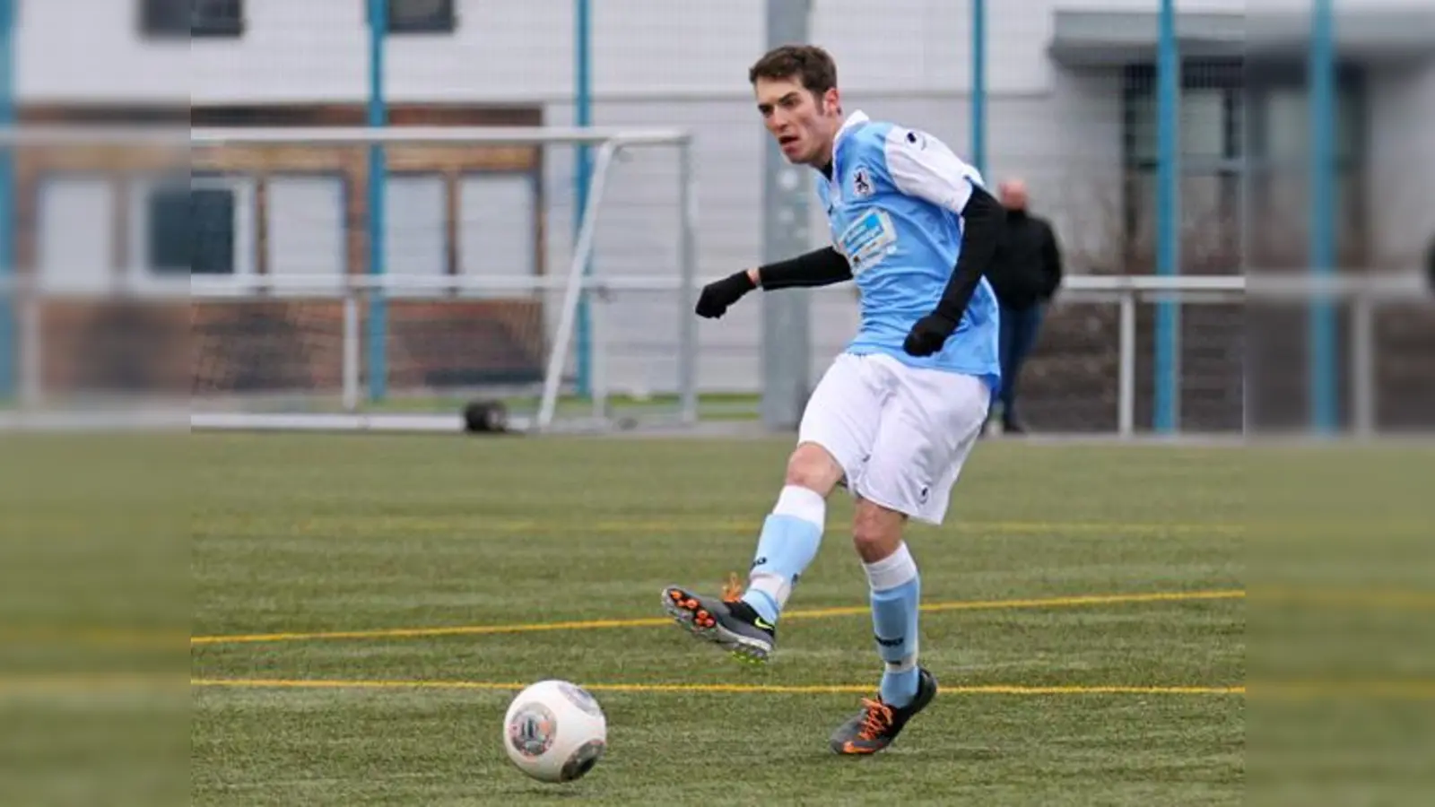 Siegtorschütze: Matthew Gascoyne.  (Foto: A. Wild)