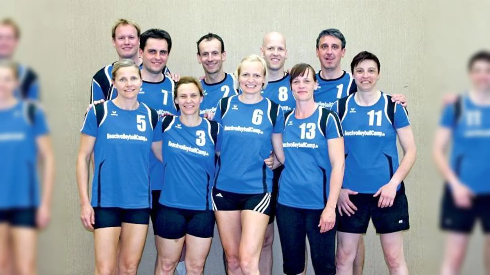 Das Siegerteam: Die Mixed-Volleyballer des TSV Vaterstetten wurden zum vierten Mal deutscher Meister. 	 (Foto: TSV Vaterstetten)